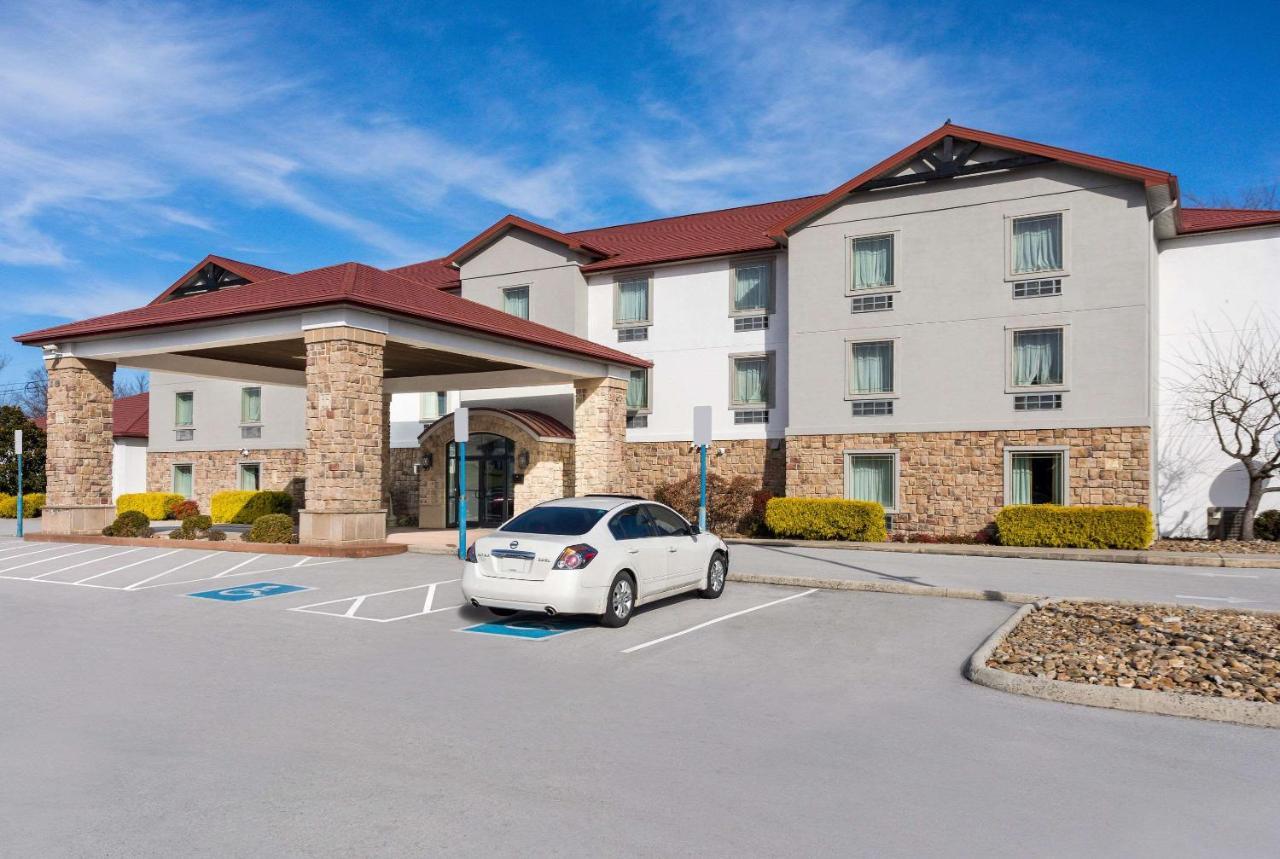 Quality Inn & Suites Monterey, Tn - Crossville, Tn Buitenkant foto