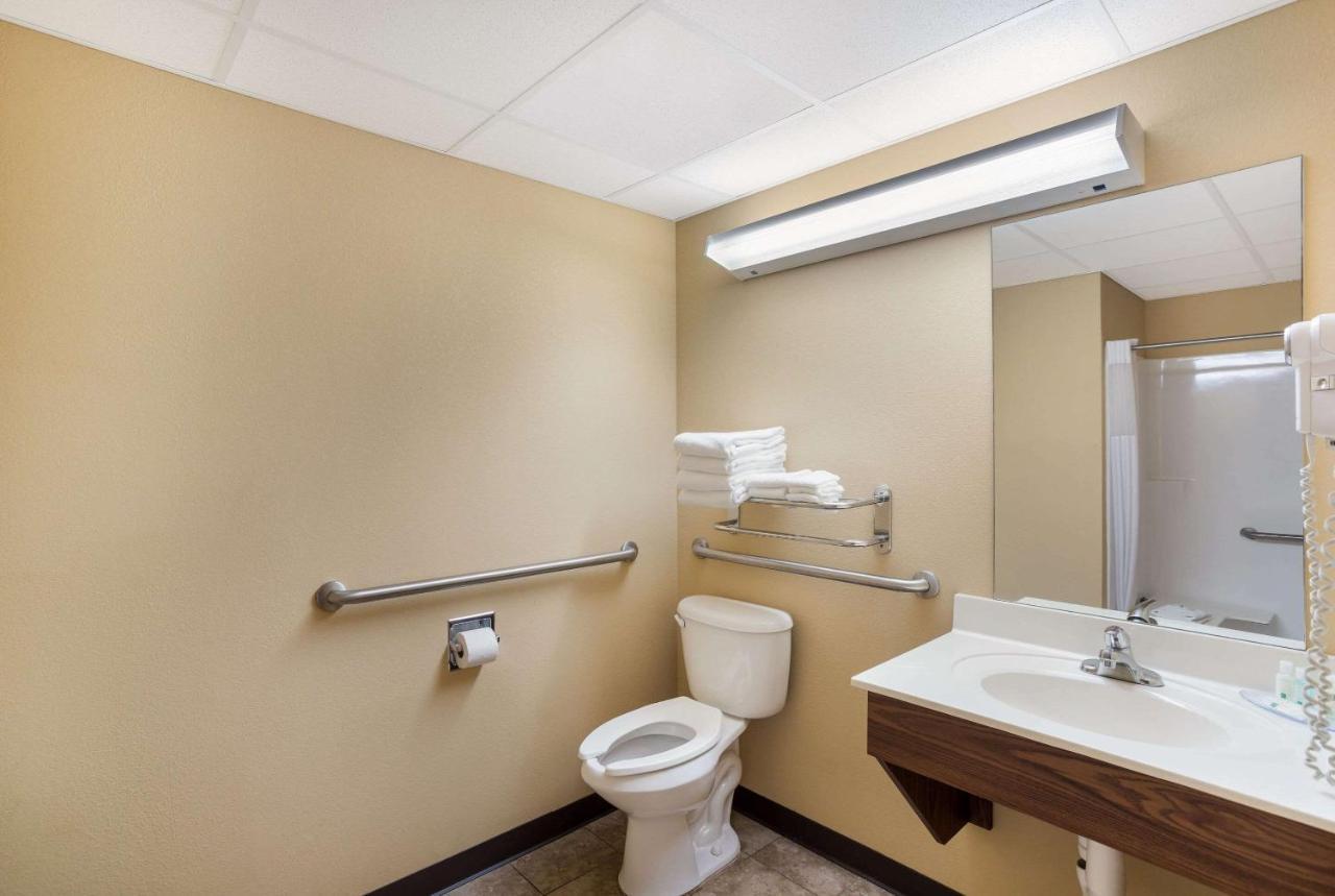 Quality Inn & Suites Monterey, Tn - Crossville, Tn Buitenkant foto