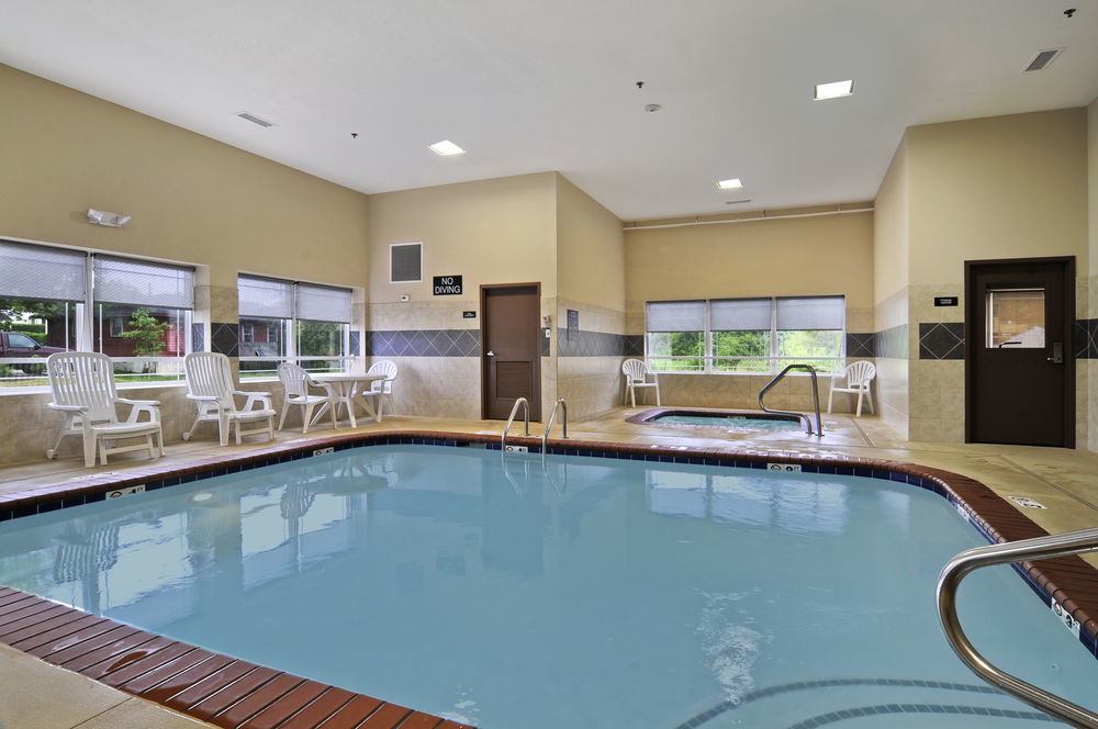 Quality Inn & Suites Monterey, Tn - Crossville, Tn Buitenkant foto